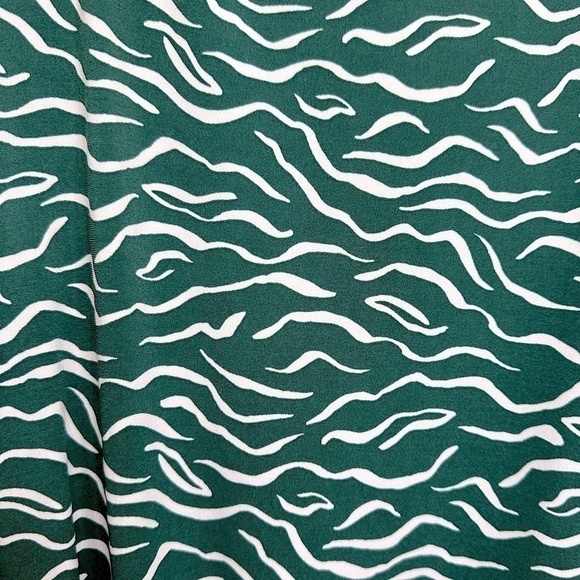 NWT 41 Hawthorn Women’s Belted Wrap Dress Green and White Print Size Small - Picture 6 of 14